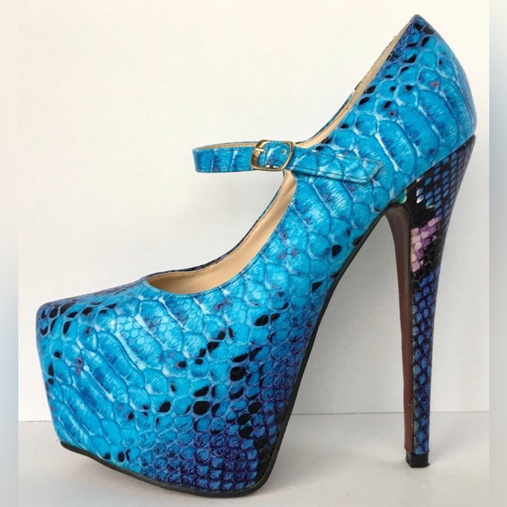 Red Kiss Blue Python Platform Shoes Pumps Size 7.5 Snakeskin Wedge Pump Heel - Picture 6 of 9